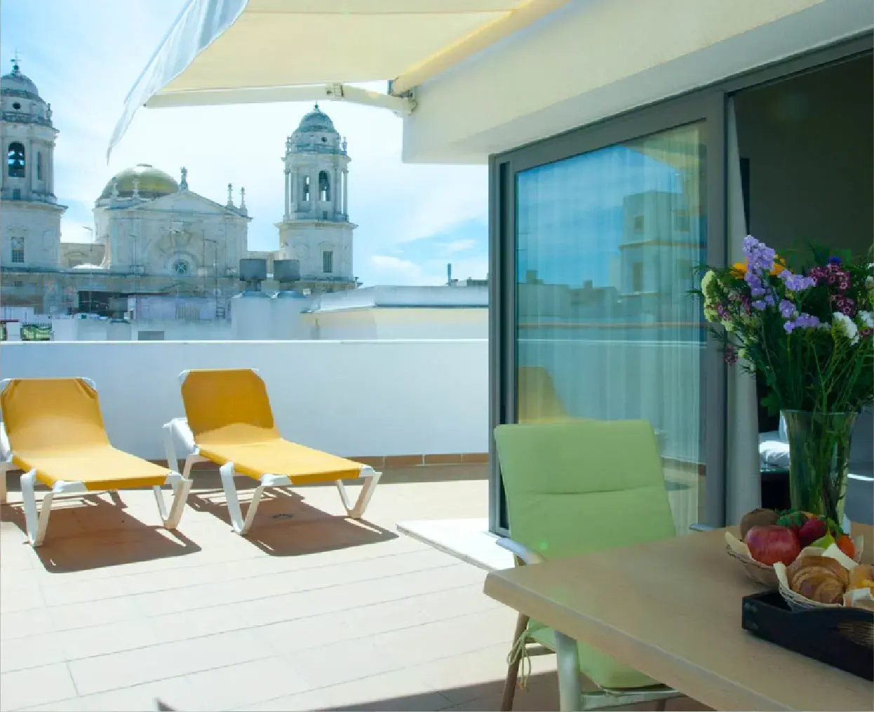 Hotel Patagonia Sur goes from pen and paper to 100  digital with Mews  Hero - 1245x1014-50