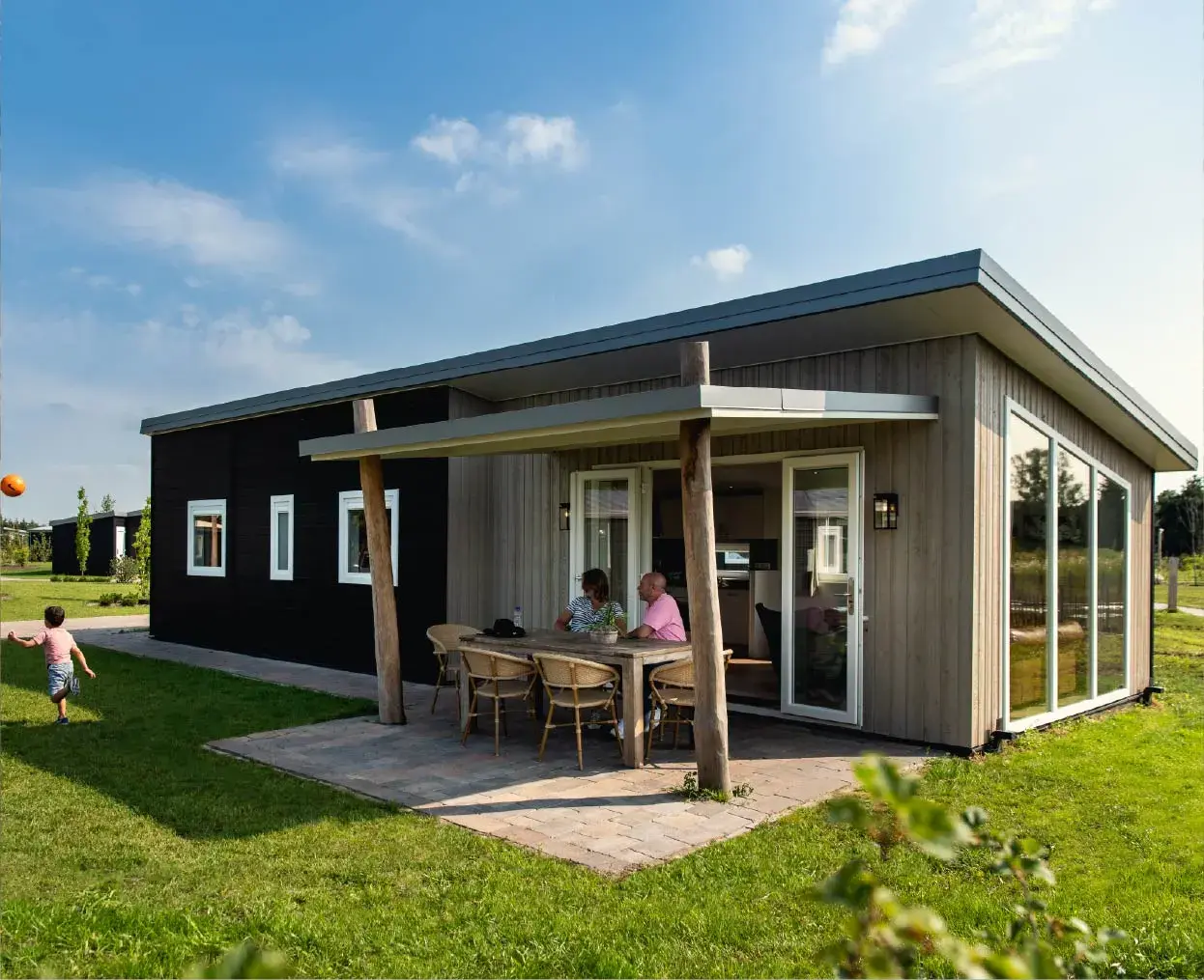 Slagharen Themepark  Resort Hero - 1245x1014-50-1