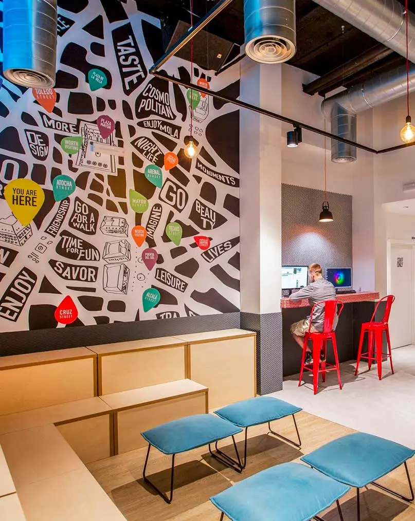 Mola_807x1014 - Body Image 1