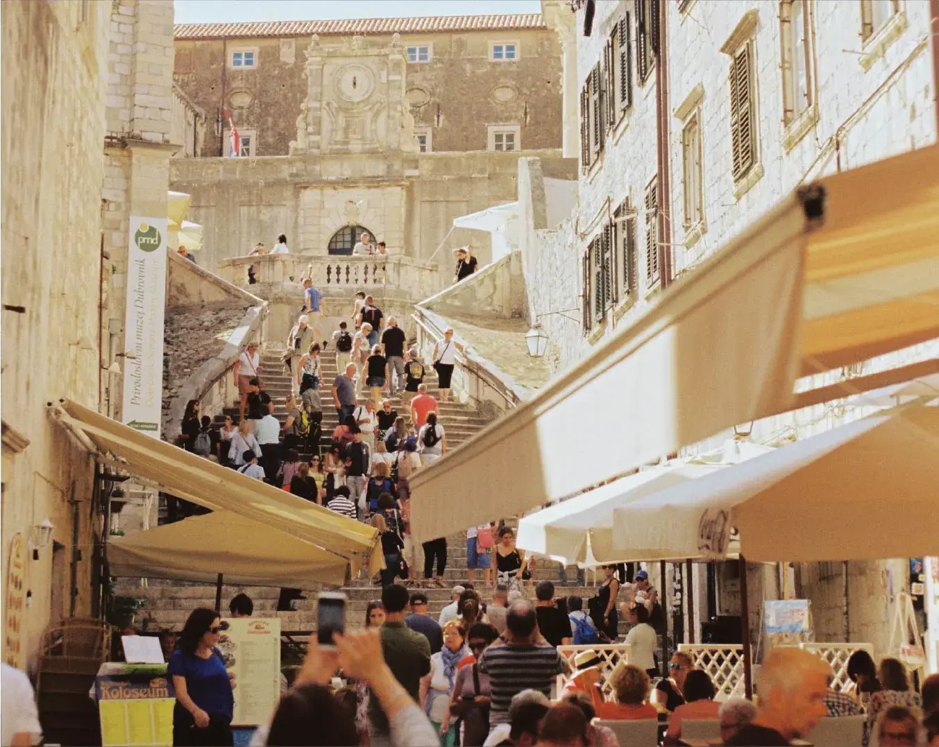 Busy period THT013 1 1076 x 1352-50